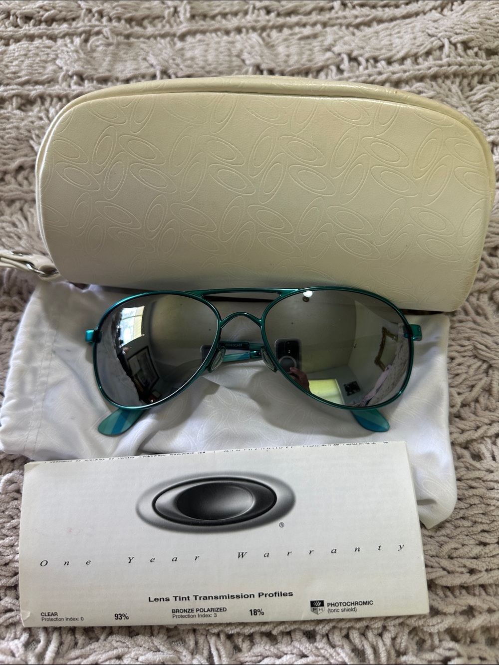 Oakley Teal Aviator Sunglasses with Mirrored Lenses